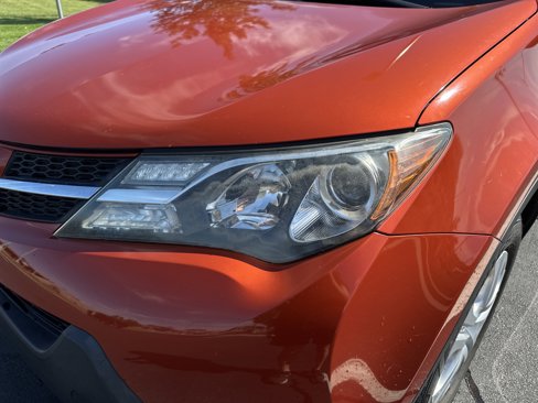 Used 2015 Toyota RAV4 LE image 6