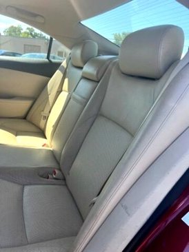 Used 2011 Lexus ES 350 image 26