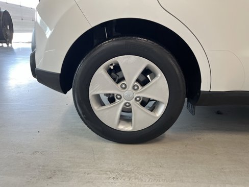 Used 2015 Kia Soul image 11