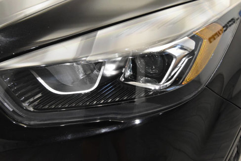 Used 2019 Ford Escape SE image 9