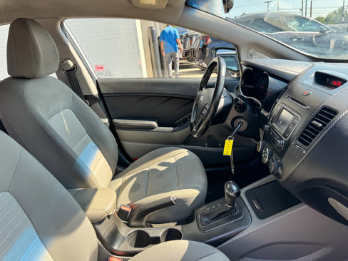 Used 2014 Kia Forte EX image 21