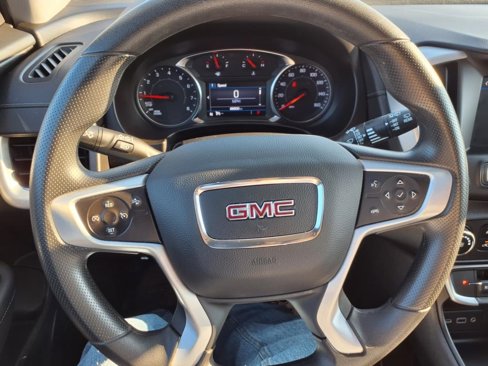 Used 2023 GMC Terrain SLE w/ LPO, Floor Liner Package image 22