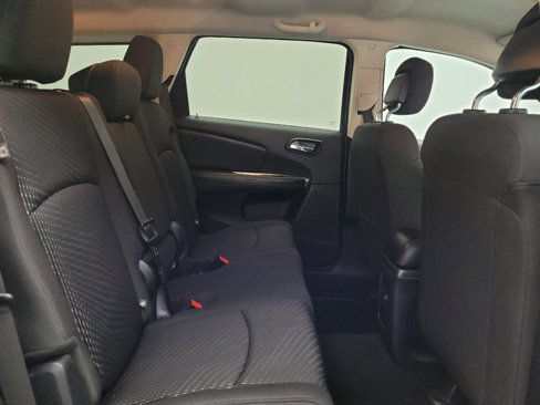 Used 2018 Dodge Journey SE image 19
