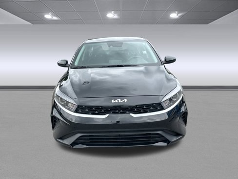 Used 2023 Kia Forte LXS image 8
