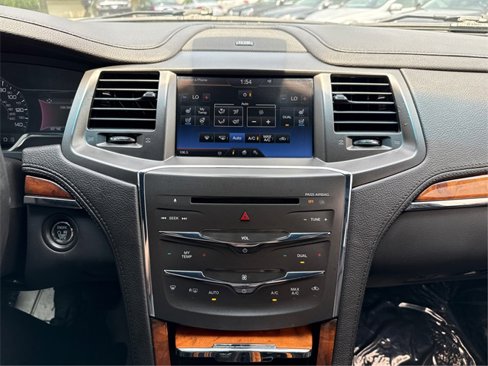 Used 2014 Lincoln MKS w/ Equipment Group 101A image 33