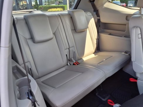 Used 2018 Volkswagen Atlas SE image 17