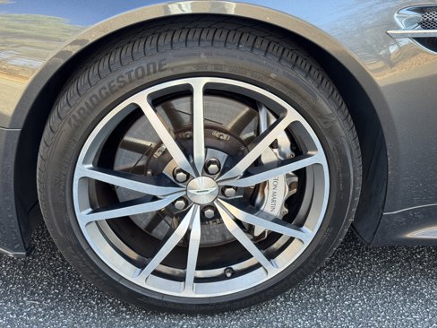 Used 2013 Aston Martin V8 Vantage Roadster image 21