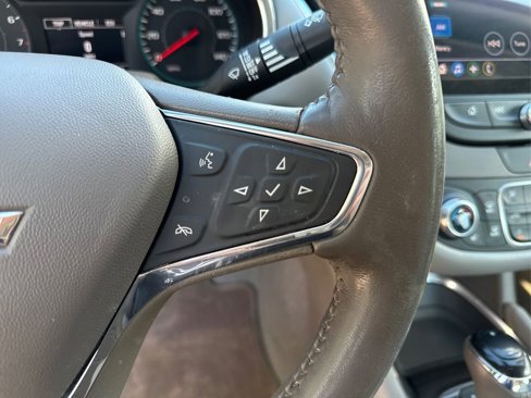 Used 2019 Chevrolet Malibu LT w/ Leather Package image 27