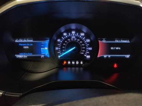 Used 2019 Ford Edge Titanium image 23