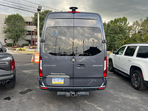 Used 2022 Mercedes-Benz Sprinter 3500 image 5