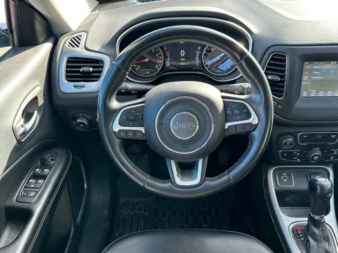 Used 2018 Jeep Compass Latitude w/ Popular Equipment Group image 10