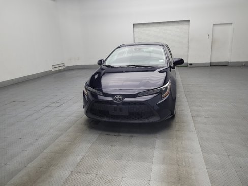 Used 2021 Toyota Corolla LE image 15