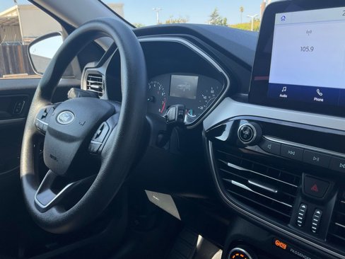 Certified 2022 Ford Escape SE w/ SE Sport Appearance Package image 58
