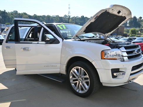 Used 2017 Ford Expedition EL Platinum image 12