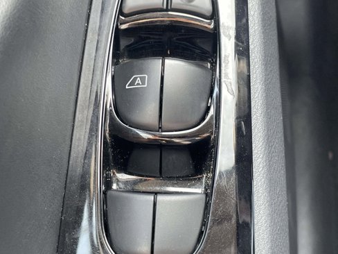 Used 2024 Nissan Altima 2.5 SR image 26