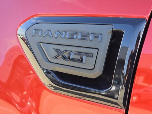 Used 2019 Ford Ranger XLT w/ Black Appearance Package image 9