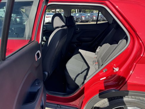 Used 2022 Hyundai Venue SEL image 9