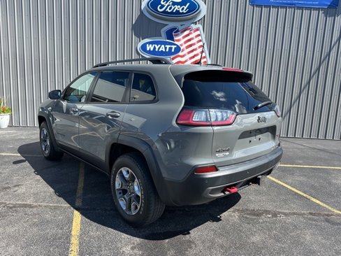 Used 2019 Jeep Cherokee Trailhawk w/ Comfort & Convenience Group image 3