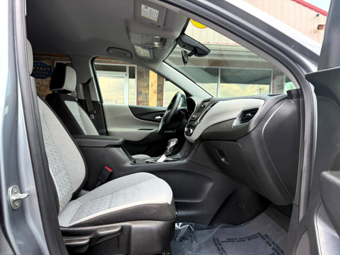 Used 2023 Chevrolet Equinox LT w/ Driver Convenience Package image 23