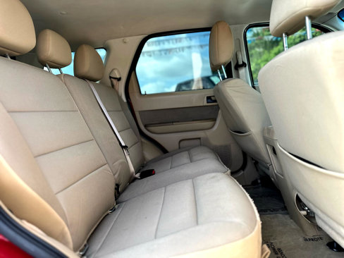 Used 2011 Ford Escape XLT w/ Cargo Pkg image 15