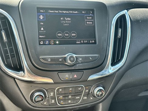 Used 2022 Chevrolet Equinox LT image 28