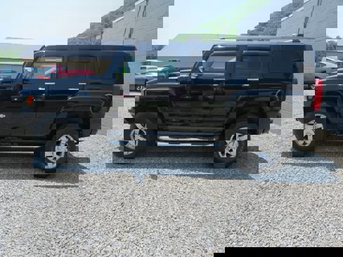 Used 2010 HUMMER H3 Alpha image 4