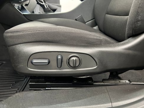 Used 2024 Chevrolet Malibu LT image 10