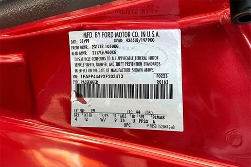 Used 1999 Ford Mustang Convertible image 35