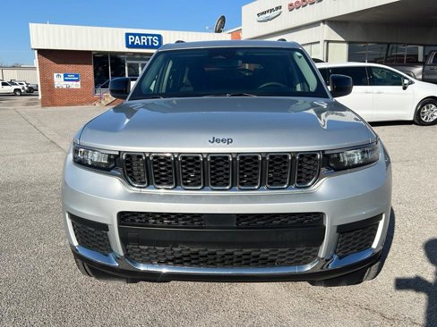 Used 2023 Jeep Grand Cherokee L Laredo image 2