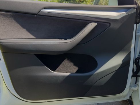 Used 2022 Tesla Model Y Performance image 12