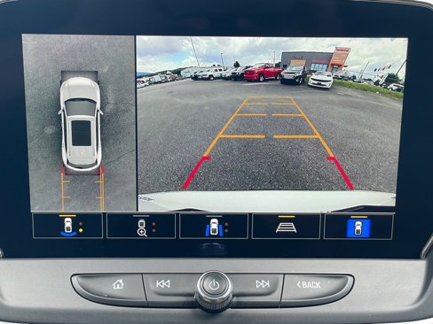 Used 2023 Chevrolet Blazer Premier w/ Driver Confidence II Package image 19