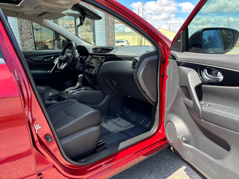 Used 2019 Nissan Rogue Sport SL w/ Premium Package image 27