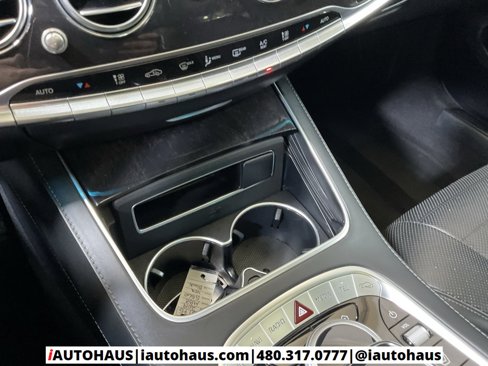Used 2019 Mercedes-Benz S 560 Sedan image 37
