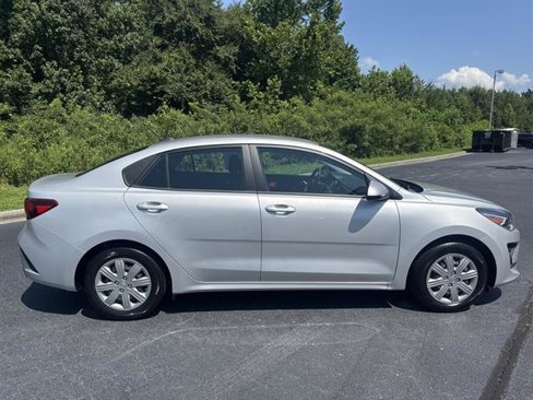 Certified 2021 Kia Rio S image 4