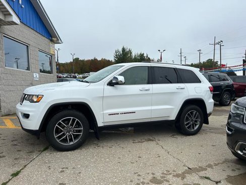 Used 2020 Jeep Grand Cherokee Limited image 6