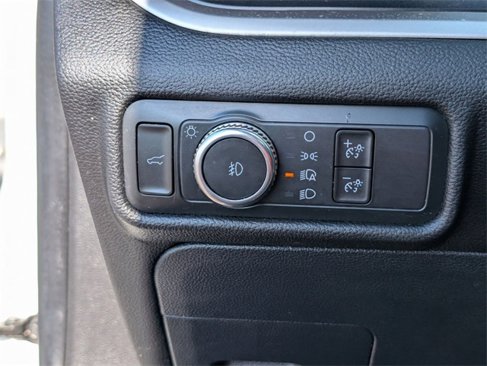 Used 2021 Ford Explorer XLT w/ Equipment Group 202A image 22