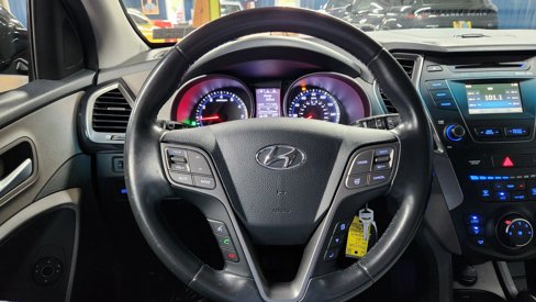 Used 2014 Hyundai Santa Fe Sport w/ Popular Equipment Package 02 image 20