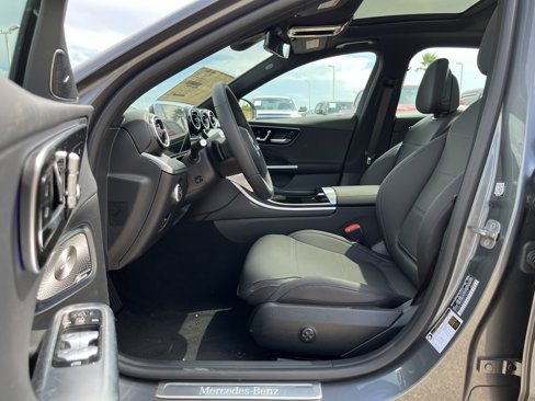 Used 2024 Mercedes-Benz C 300 Sedan image 12