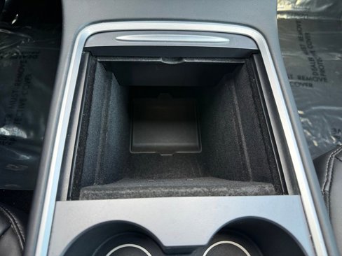 Used 2021 Tesla Model 3 Standard Range Plus image 31