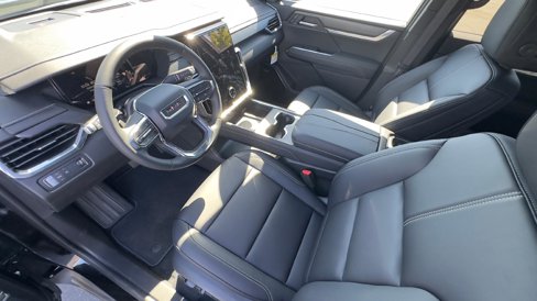 New 2025 GMC Acadia Elevation w/ Elevation Premium Package image 18