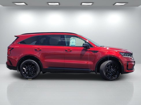 Used 2022 Kia Sorento SX image 3