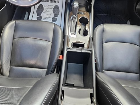 Used 2018 Chevrolet Malibu Premier image 21