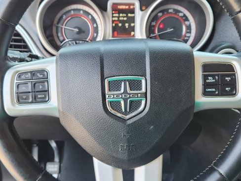 Used 2020 Dodge Journey SE w/ SE Popular Equipment Group image 22