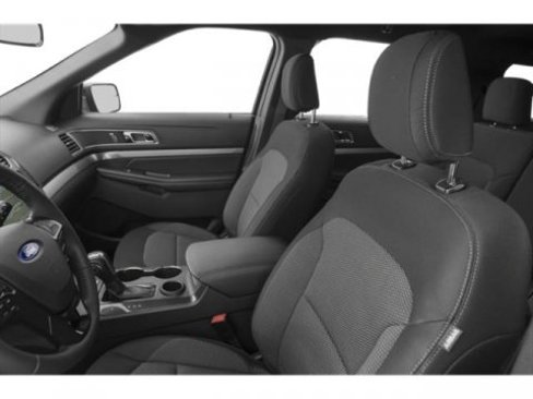 Used 2018 Ford Explorer XLT w/ Equipment Group 202A image 12