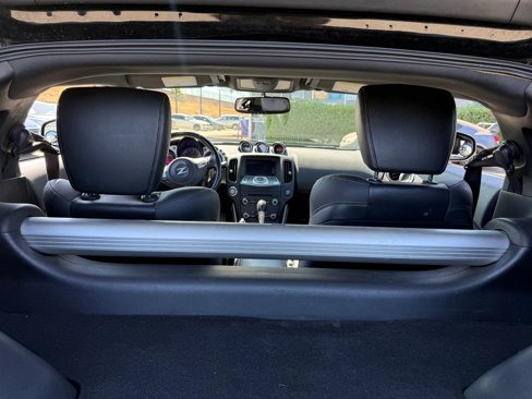 Used 2017 Nissan 370Z Touring image 18