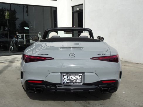 Used 2022 Mercedes-Benz SL 63 AMG 4MATIC image 8