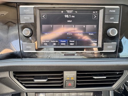 Certified 2024 Volkswagen Jetta S image 23