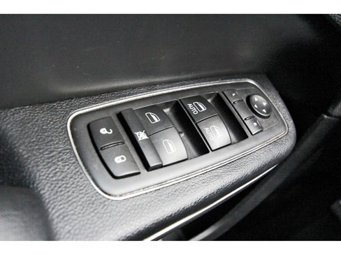 Used 2017 Chrysler 300 S image 18
