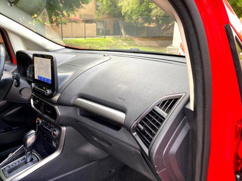 Used 2020 Ford EcoSport SE w/ SE Convenience Package image 55