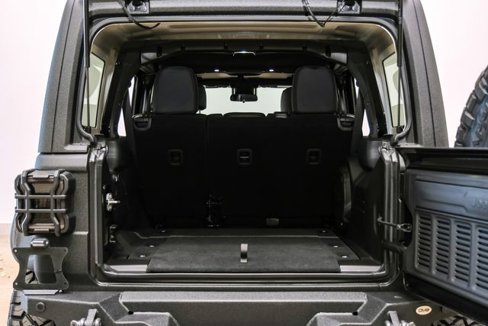 Used 2024 Jeep Wrangler Unlimited Sport image 39